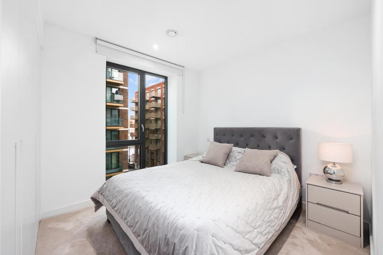 Cave Apartments Лондон Екстериор снимка