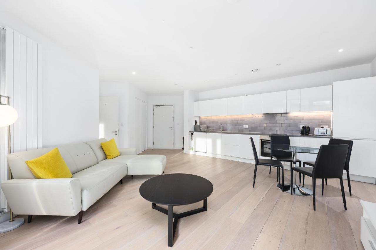 Cave Apartments Лондон Екстериор снимка