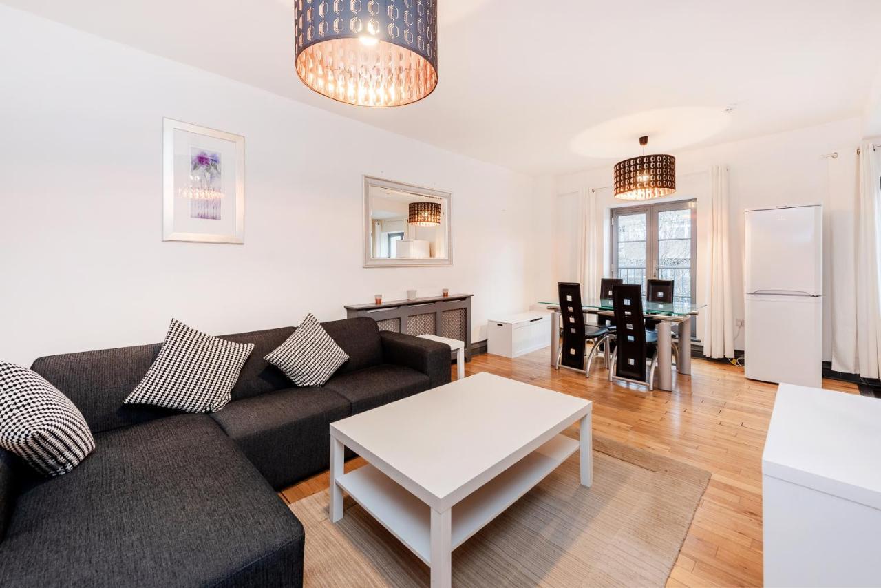Cave Apartments Лондон Екстериор снимка
